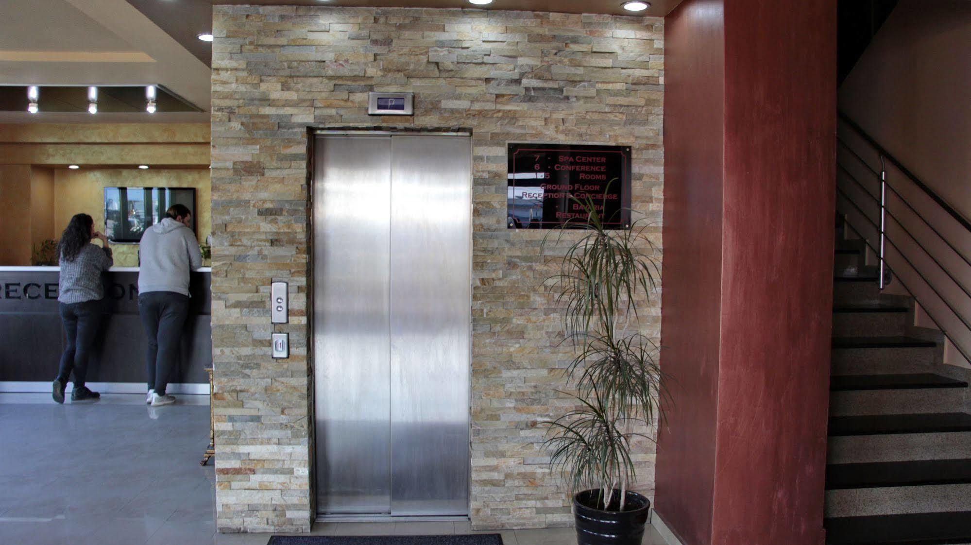 Hotel Angellis Timisoara Esterno foto